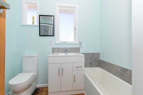 Photo of property in 5 Rosalind Street, Deanwell, Hamilton, 3206