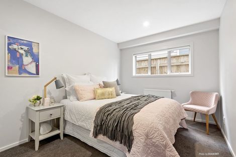 Photo of property in 86a Thurleigh Grove, Karori, Wellington, 6012