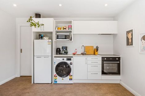 Photo of property in 10 Earls Road, Saint Clair, Dunedin, 9012