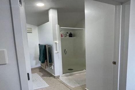Photo of property in 65 Te Wharau Drive, Greenhithe, Auckland, 0632