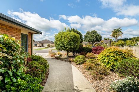 Photo of property in 5 Primrose Place, Papamoa Beach, Papamoa, 3118