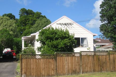 Photo of property in 2/2 Pimento Place, New Lynn, Auckland, 0600