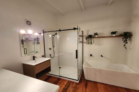 Photo of property in 23d Maida Vale Road, Roseneath, Wellington, 6011