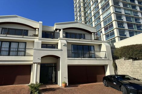 Photo of property in 22u7 Oriental Terrace, Oriental Bay, Wellington, 6011
