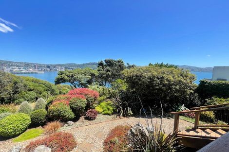 Photo of property in Beauport Apartments, 30u2 The Crescent, Roseneath, Wellington, 6011