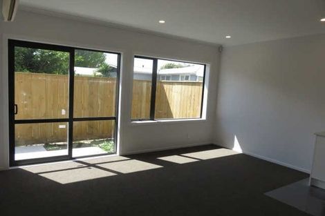 Photo of property in 2u6 Rosalind Street, Deanwell, Hamilton, 3206