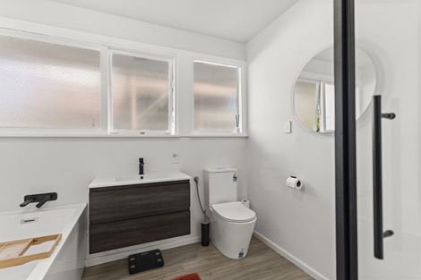 Photo of property in 80 Russley Road, Russley, Christchurch, 8042