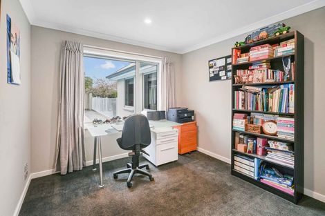 Photo of property in 12 Heaphy Court, Rolleston, 7614