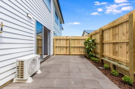Photo of property in 12 Mana Avenue, Titahi Bay, Porirua, 5022