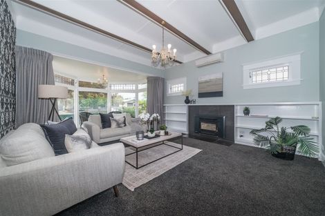 Photo of property in 34 Saint Johns Avenue, Palmerston North, 4414