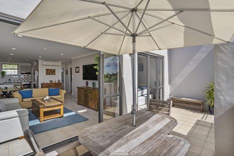 Photo of property in 3/8 Monte Cassino Place, Birkdale, Auckland, 0626