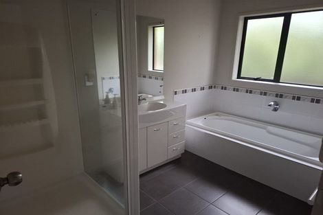 Photo of property in 8a Norfolk Drive, Cambridge, 3434