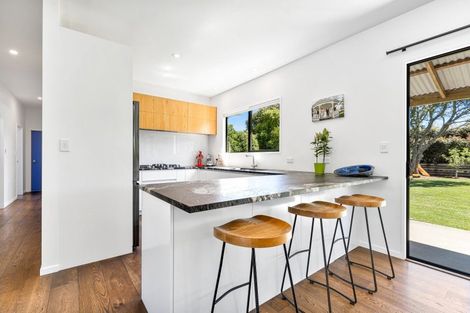 Photo of property in 35 Torea Road, Matakana, Warkworth, 0985