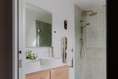 Photo of property in 43 Barn Road, Jacks Point, 9371