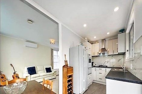 Photo of property in 47 Hartley Terrace, Massey, Auckland, 0614