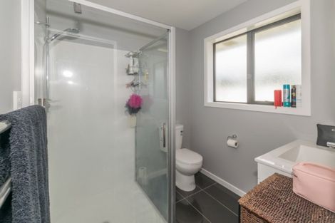 Photo of property in 186 Johns Road, Rangiora, 7400