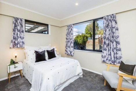 Photo of property in 63 Kashmir Avenue, Clouston Park, Upper Hutt, 5018