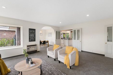 Photo of property in 17 Easton Way, Levin, 5510