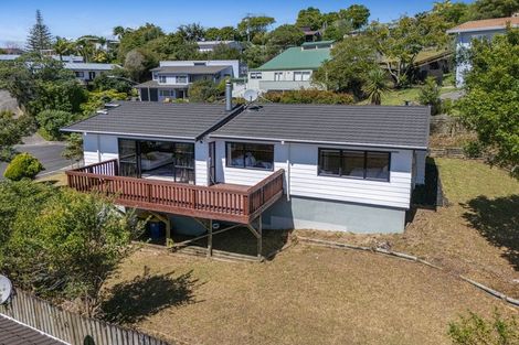 Photo of property in 7 Camilla Grove, Totara Vale, Auckland, 0629