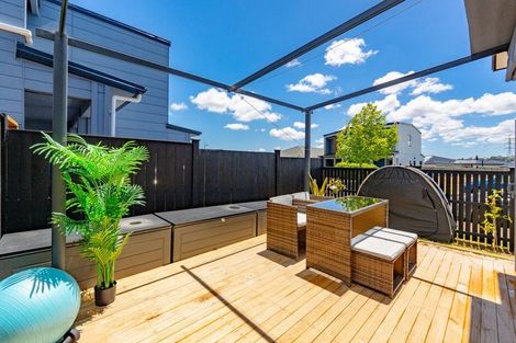 Photo of property in 34b Kahui Parade, Karaka, 2113
