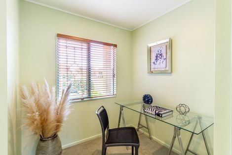 Photo of property in 30 Palmbrook Avenue, Havelock North, 4130