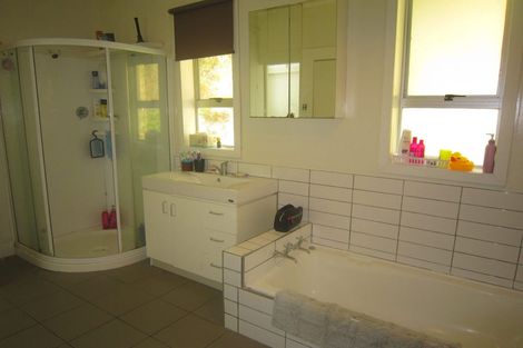 Photo of property in 485 Ohiro Road, Brooklyn, Wellington, 6021