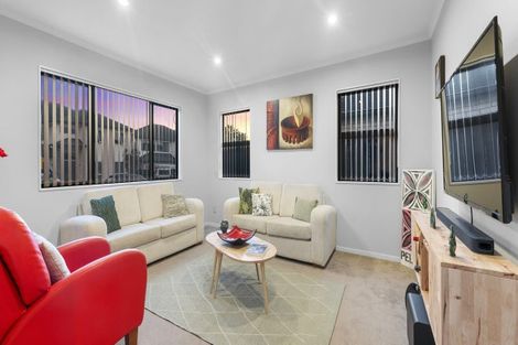 Photo of property in 60 Castlederg Drive, Flat Bush, Auckland, 2019