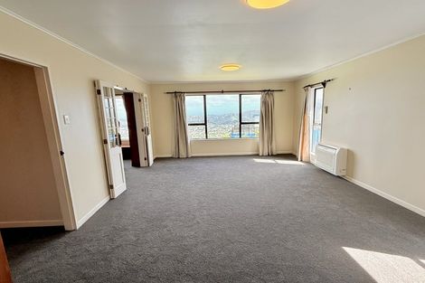 Photo of property in 2 Flint Way, Northland, Wellington, 6012