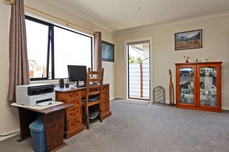 Photo of property in 148a Gloucester Street, Taradale, Napier, 4112