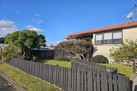 Photo of property in 13a Churchill Terrace, Waiuku, 2123