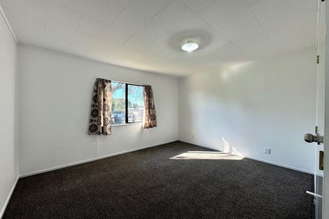Photo of property in 1/22 Barneys Farm Road, Clendon Park, Auckland, 2103