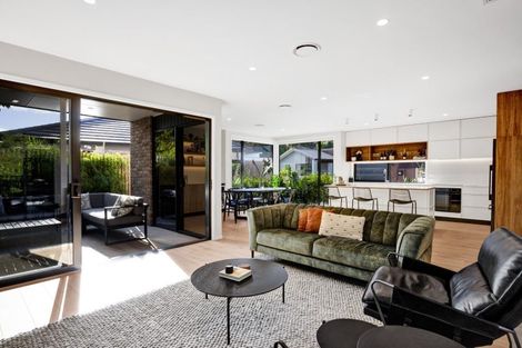 Photo of property in 7 Mackillop Way, Brooklands, New Plymouth, 4310