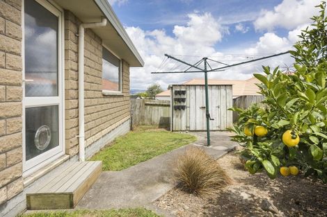 Photo of property in 24 Logan Way, Kelvin Grove, Palmerston North, 4414