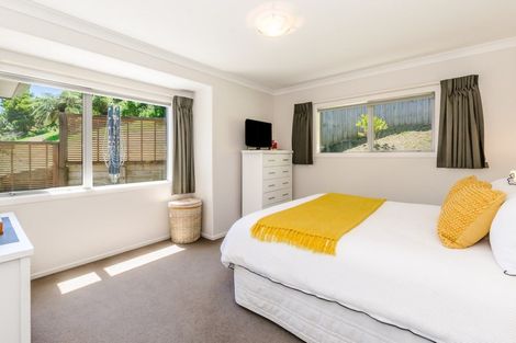 Photo of property in 11b Poneke Drive, Waikanae, 5036