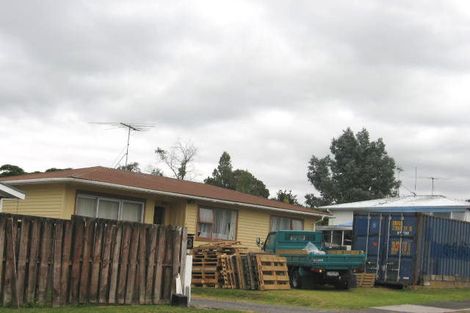 Photo of property in 3 Ivy Place, Birkdale, Auckland, 0626