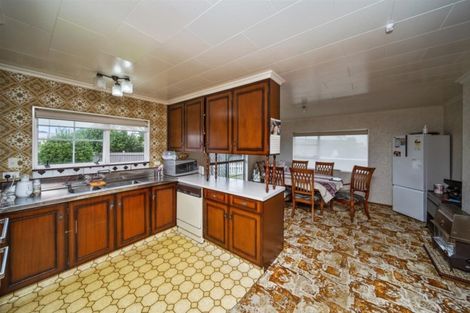 Photo of property in 27 Kowhai Street, Hawera, 4610