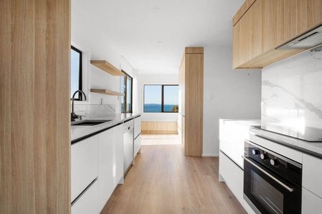 Photo of property in 49 Duncansby Road, Stanmore Bay, Whangaparaoa, 0932
