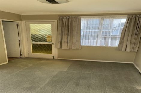 Photo of property in 2/404 Main North Road, Redwood, Christchurch, 8051