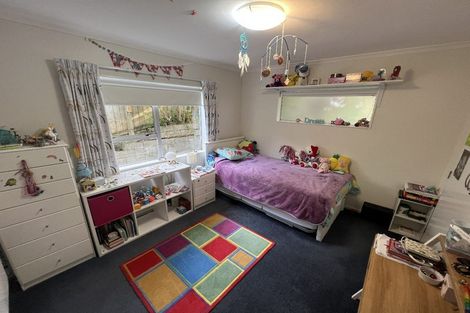 Photo of property in 12 Buxton Avenue, Karori, Wellington, 6012