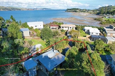 Photo of property in 11 Moana Road, Tinopai, Matakohe, 0593