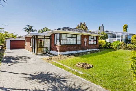 Photo of property in 14 Evans Road, Weymouth, Auckland, 2103