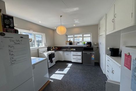 Photo of property in 196 Fendalton Road, Fendalton, Christchurch, 8052