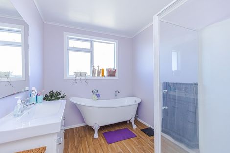 Photo of property in 11 Humphrey Street, Marton, 4710