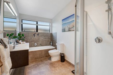 Photo of property in 6 Trevally Place, Snells Beach, 0920