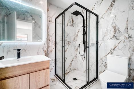 Photo of property in 74b Awaroa Road, Sunnyvale, Auckland, 0612