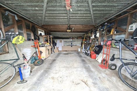 Photo of property in 49 Franklyn Road, Tawa, Wellington, 5028