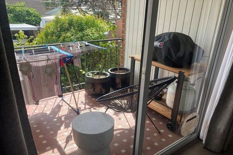 Photo of property in 17/83 Lake Road, Devonport, Auckland, 0622