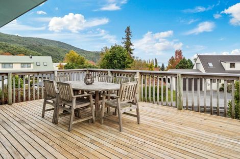 Photo of property in 26 Angela Place, Kinloch, Taupo, 3377