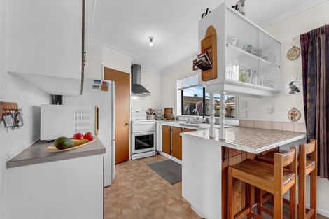 Photo of property in 2/10 Duke Street, Papakura, 2110