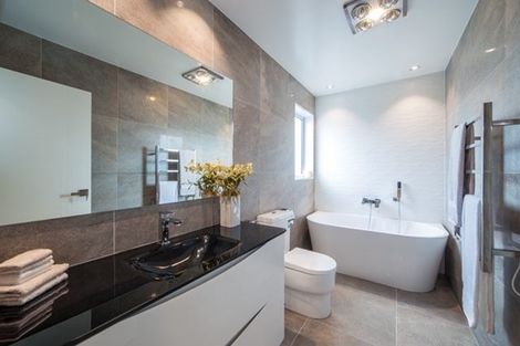 Photo of property in 44 San Prospero Crescent, Henderson, Auckland, 0612